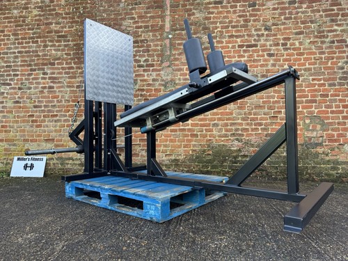 Lying plate loaded leg press - loaded,