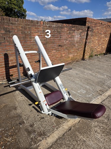 Cybex leg press machine - leg,